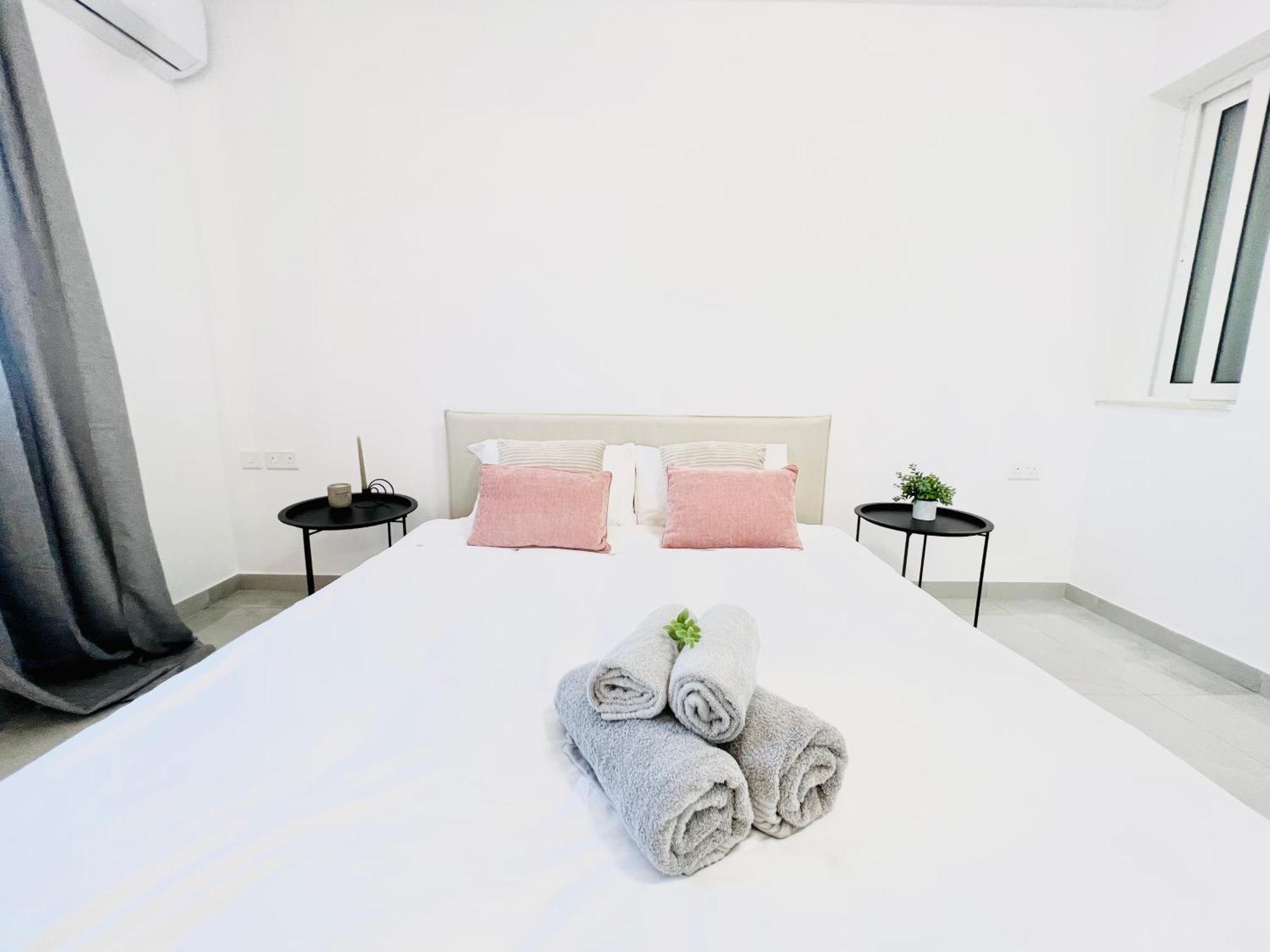 Sunshine Suits - Brand New Apartments Msida Exterior photo